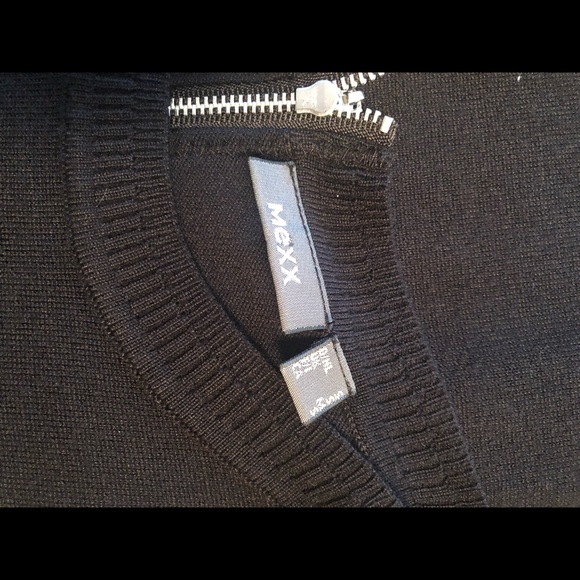 MEXX Cute Form Fitting Black Sweater Dress Size Small - Picture 5 of 8